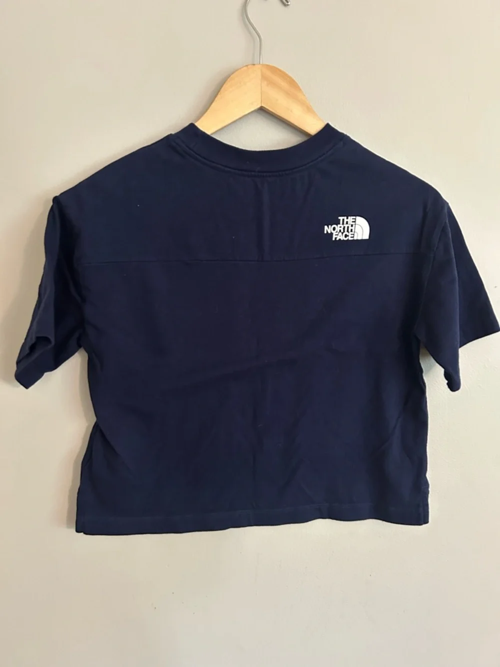 The North Face Navy Short-Sleeve Logo Tee - Picture 3 of 11